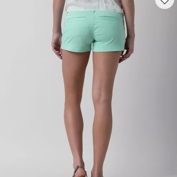 NWT BKE MOLLIE STRETCH SHORTS FROM BUCKLE SIZE 29! - Picture 3 of 7